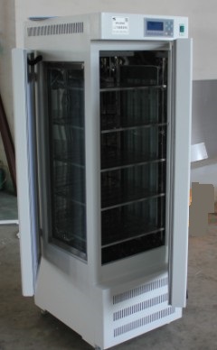 MGC-450HP人工气候培养箱